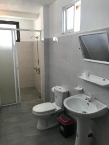 Koupelna v ubytování Unawatuna Beach Bungalow -