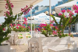 Restaurace v ubytování Hotel Eskada Beach
