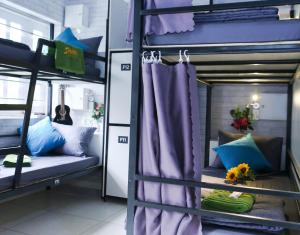Giường trong phòng chung tại S Phuot Airport Hostel