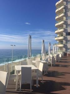 海景或在酒店看到的海景
