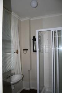 Foto da galeria de Glen Lilly Self Catering em Parow