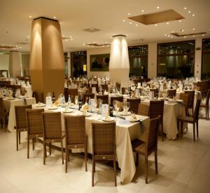 Restaurace v ubytování TH Lazise - Hotel Parchi Del Garda
