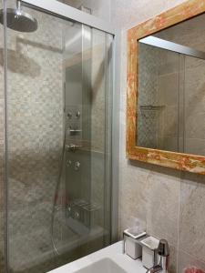 Kylpyhuone majoituspaikassa Hostal El Resbalon