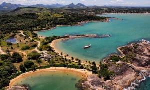 Pemandangan dari udara bagi Apto Guarapari - Praia do Morro - 50 m da praia