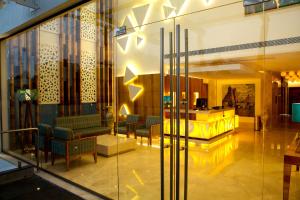 Lobbyen eller receptionen på KVM Hotels Srirangam