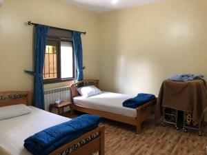 Imagen de la galería de Honey Guesthouse, en Jezzîne