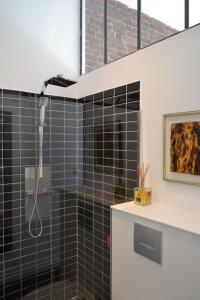 Ένα μπάνιο στο Chambre d'hôtes la Teinturerie +11 φωτογραφίες