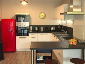 Afbeelding uit fotogalerij van The One Suite Annecy in Annecy