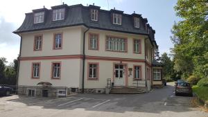 The building in which Az apartmant is located