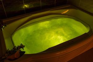 Piscina di HOTEL MYTH-Resort -ホテル マイス リゾート- adult only o nelle vicinanze