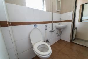 Koupelna v ubytování Hotel Aashish Deluxe Pet Friendly