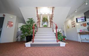 Gallery image of Logis Hôtel Le Rialto in Le Sequestre