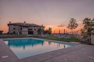 Bazén v ubytování Agriturismo Ronchi Di Sant'Egidio nebo v jeho okolí