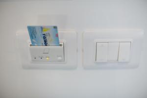 a nintendo wii game system with a box on it at Versomare in Polignano a Mare