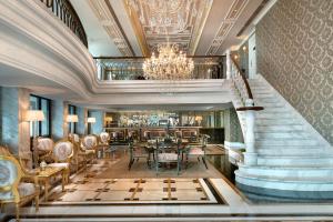 Uma área de estar em Rixos Pera Istanbul