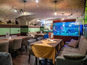 Ο χώρος του lounge ή του μπαρ στο Nevsky Bereg 122