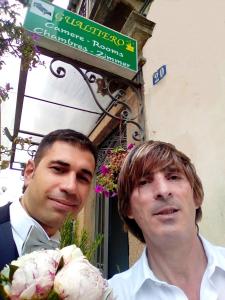 Certifikát, hodnocení, plakát nebo jiný dokument vystavený v ubytování Gualtiero Camere & Suite