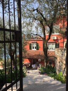 Gallery image of B&B Lil in Brenzone sul Garda