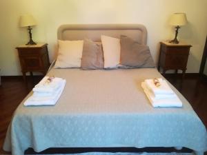 Кровать или кровати в номере La stanza di Angi a Mondello