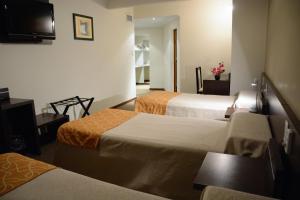 Gallery image of Hotel Cuatro Plazas in Casilda