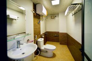 Koupelna v ubytování Minh Thanh Sa Pa Hotel + 42 fotografií