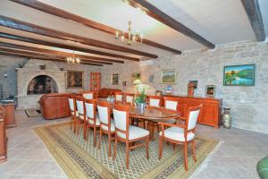 Χώρος καθιστικού στο House Marko 1240