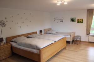 Foto da galeria de Ferienwohnung & Gästezimmer Schrichten em Schmallenberg