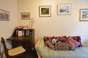ALTIDO Bohemian Writers Retreat in Heart of The Old Town