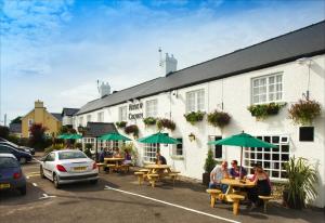 Gallery image of Rose And Crown in Porthcawl