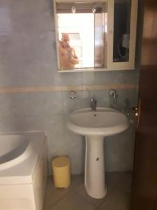 Koupelna v ubytování Apartmani Bugarski