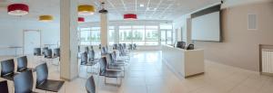Área de negócios e/ou sala de conferências em Eliopoli Beach Hostel & Restaurant