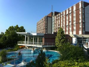 Bazén v ubytovaní Ensana Thermal Aqua alebo v jeho blízkosti