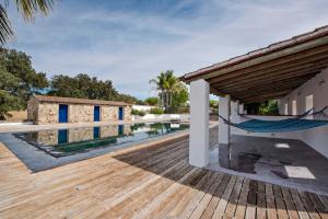 The swimming pool at or close to Herdade dos Alfanges "THE FARMHOUSE"