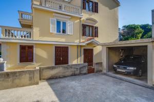 Budova, v ktorej sa apartmán nachádza