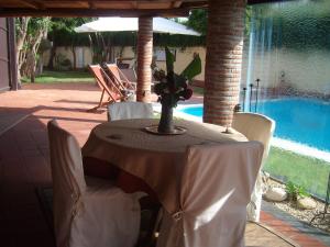 The swimming pool at or close to VILLA SINGOLA -SOLE-LUNA-Casavilladusoleil
