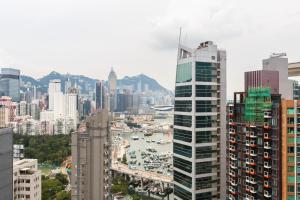Uma vista geral de Hong Kong ou a vista da cidade a partir do hotel