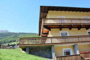 Výhľad na hory alebo výhľad na hory priamo z apartmánu