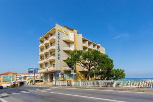 Gallery image of Hotel Bellevue Et Mediterranée in Diano Marina