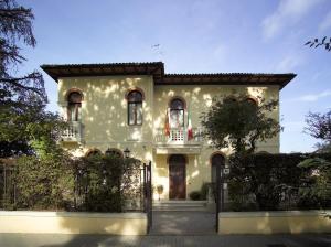 Foto dalla galleria di Atika & Atif - Casa Villa Gardenia Venice a Marghera