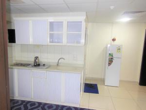 Φωτογραφία από το άλμπουμ του Holiday Furnished Units στο Νταμάμ