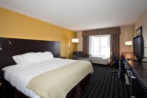 TV a/nebo společenská místnost v ubytování Holiday Inn Express Newton by IHG