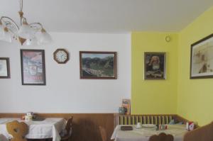 Posezení v ubytování Haus Fallesin