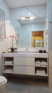 Koupelna v ubytování Sweet Apartment New Gudauri suites