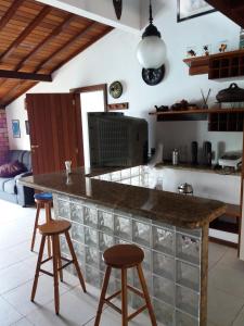 Una cocina o zona de cocina en Porto Dourado, G2