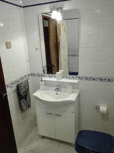 Sea View Apartment tesisinde bir banyo