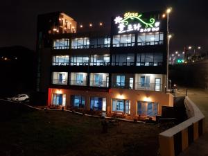 Budova, kde se hostel nachází