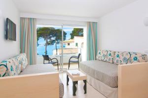 Imagen de la galería de Hoposa Pollensamar Apartamentos, en Puerto Pollensa