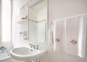 Vannituba majutusasutuses Hotel Settentrionale Esplanade