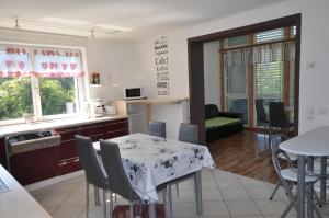 Kuchyňa alebo kuchynka v ubytovaní Ferienhaus Steyrdurchbruch