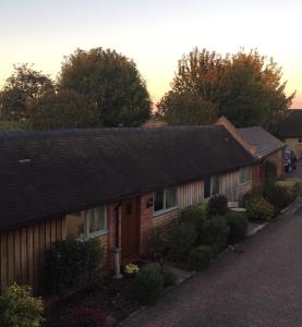 Photo de la galerie de l'établissement Oak Barn, à Wigginton